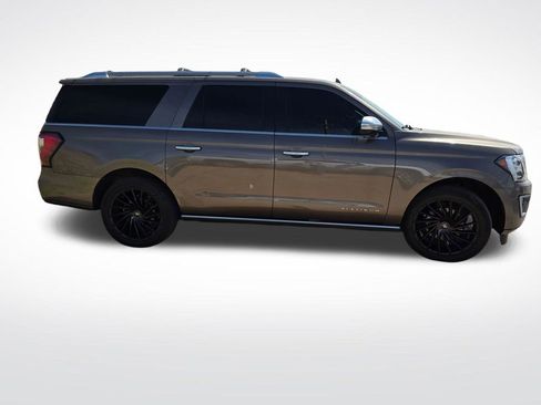 Used 2019 Ford Expedition Max Platinum AWD/4WD image 4