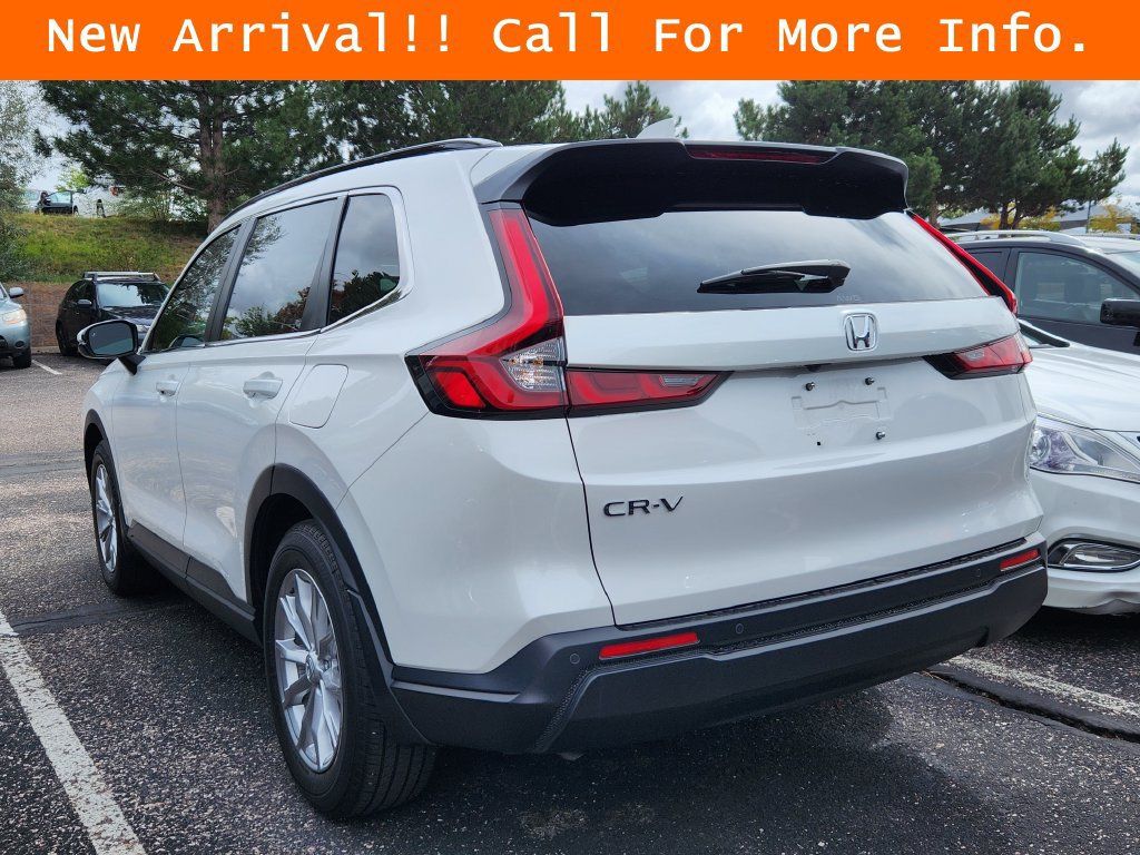 Used 2025 Honda CR-V EX-L image 5