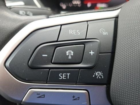 Used 2024 Volkswagen Tiguan Wolfsburg Edition image 23