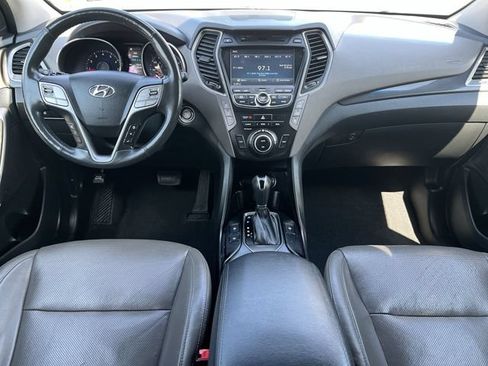 Used 2015 Hyundai Santa Fe Limited w/ Option Group 04 FWD image 17