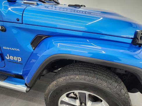 Used 2022 Jeep Wrangler Unlimited Sahara w/ LED Lighting Group image 21