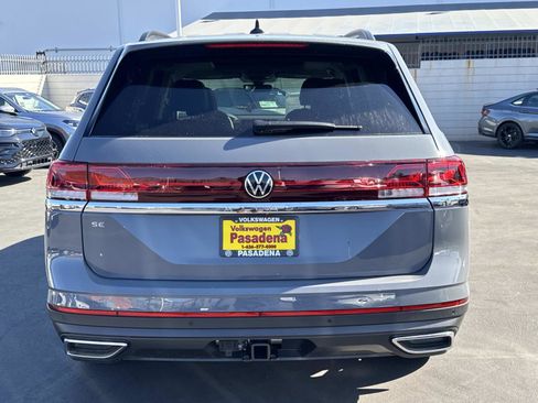 New 2026 Volkswagen Atlas SE FWD image 4