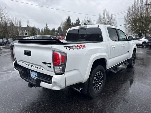 Used 2020 Toyota Tacoma TRD Sport AWD/4WD image 7