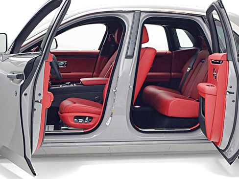 Used 2022 Rolls-Royce Ghost image 4