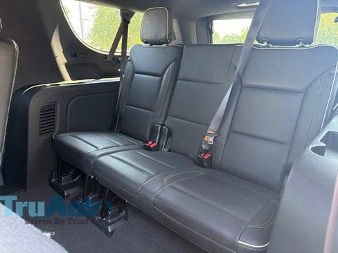 Used 2022 GMC Yukon XL SLT RWD image 8