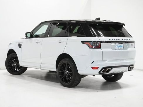 Used 2022 Land Rover Range Rover Sport SVR image 5