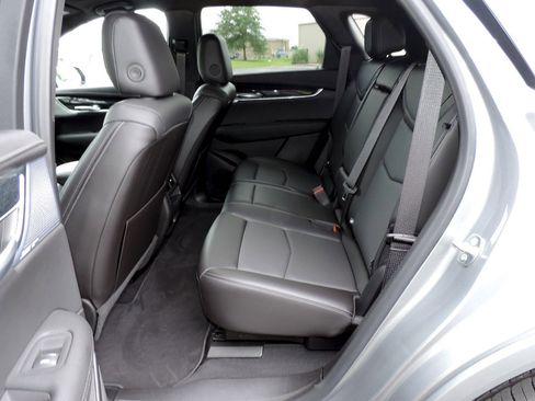 Used 2025 Cadillac XT5 Premium Luxury FWD image 27
