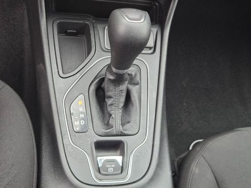 Certified 2021 Jeep Cherokee Latitude FWD image 13