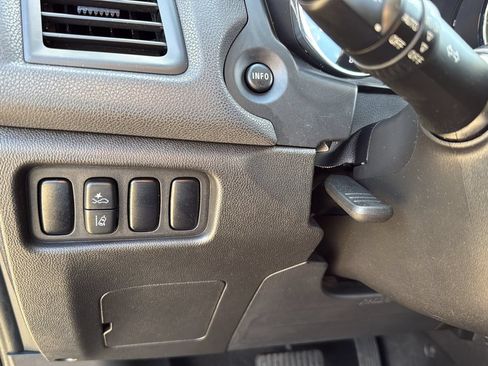 Used 2023 Mitsubishi Outlander Sport SE AWD/4WD image 17