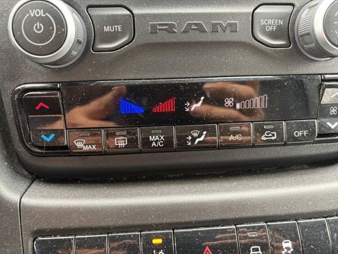 Used 2022 RAM ProMaster 3500 w/ Fleet Safety Group (AWQ) FWD image 22