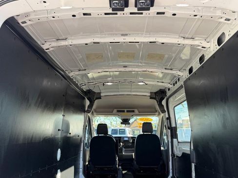 Used 2020 Ford Transit 250 Medium Roof w/ Load Area Protection Package image 19