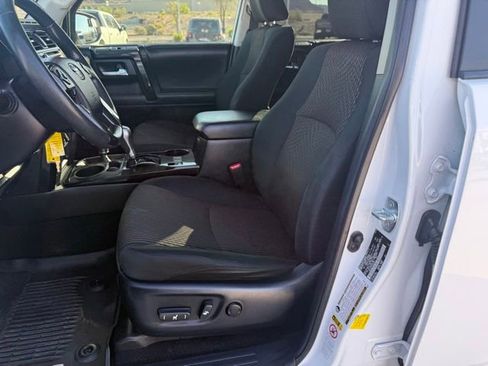 Used 2019 Toyota 4Runner TRD Off-Road AWD/4WD image 35