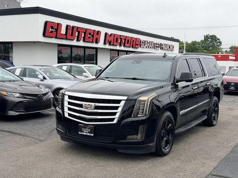 Used 2016 Cadillac Escalade ESV Premium AWD/4WD image 1