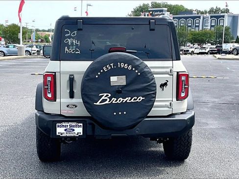 New 2026 Ford Bronco Outer Banks AWD/4WD image 4