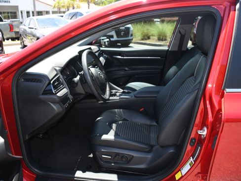 Certified 2023 Toyota Camry SE w/ Convenience Package FWD image 7