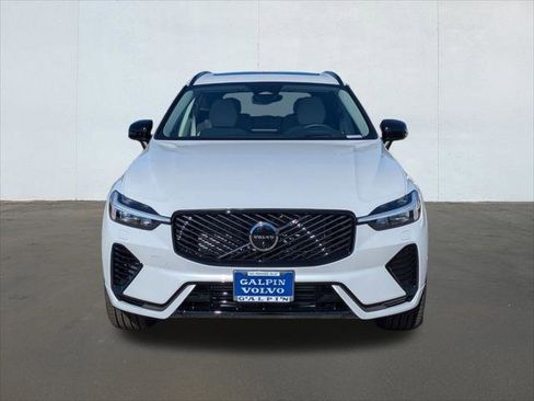 New 2026 Volvo XC60 T8 Ultra w/ Protection Package Premier image 4