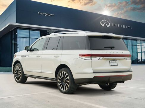 Used 2024 Lincoln Navigator Black Label AWD/4WD image 5