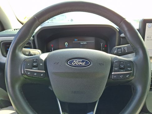 Certified 2025 Ford Maverick XLT w/ XLT Luxury Package AWD/4WD image 19