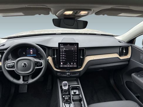 Used 2026 Volvo XC60 B5 Plus w/ Protection Package Premier image 16