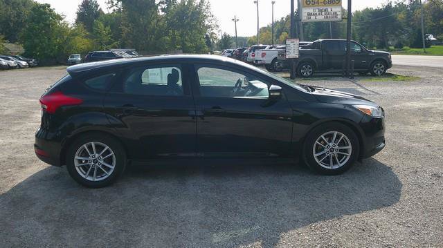 Used 2016 Ford Focus SE FWD image 3