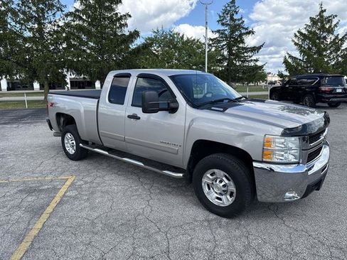 Used 2008 Chevrolet Silverado 2500 LT w/ 2LT Convenience Package AWD/4WD image 21