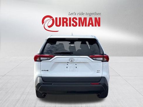 Used 2023 Toyota RAV4 LE image 3