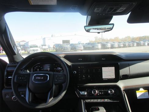 New 2026 GMC Sierra 1500 AT4 w/ AT4 Premium Package image 17