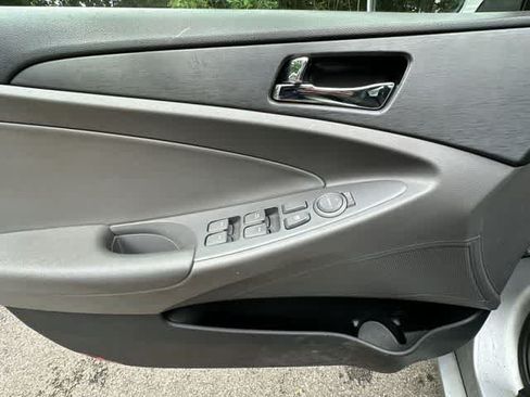 Used 2013 Hyundai Sonata GLS w/ Popular Equipment Pkg FWD image 13