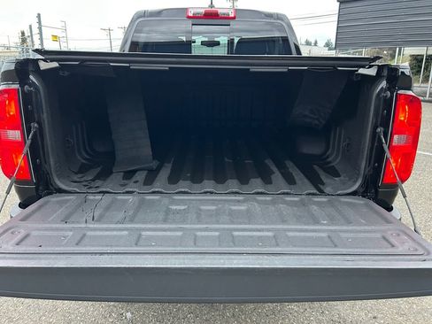 Used 2020 Chevrolet Colorado ZR2 image 24