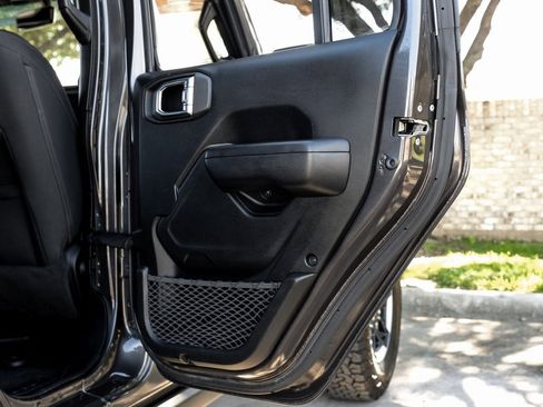 Used 2021 Jeep Wrangler Unlimited Willys image 57