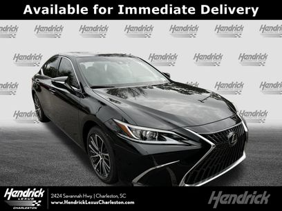 New 2025 Lexus ES 300h w/ Premium Package