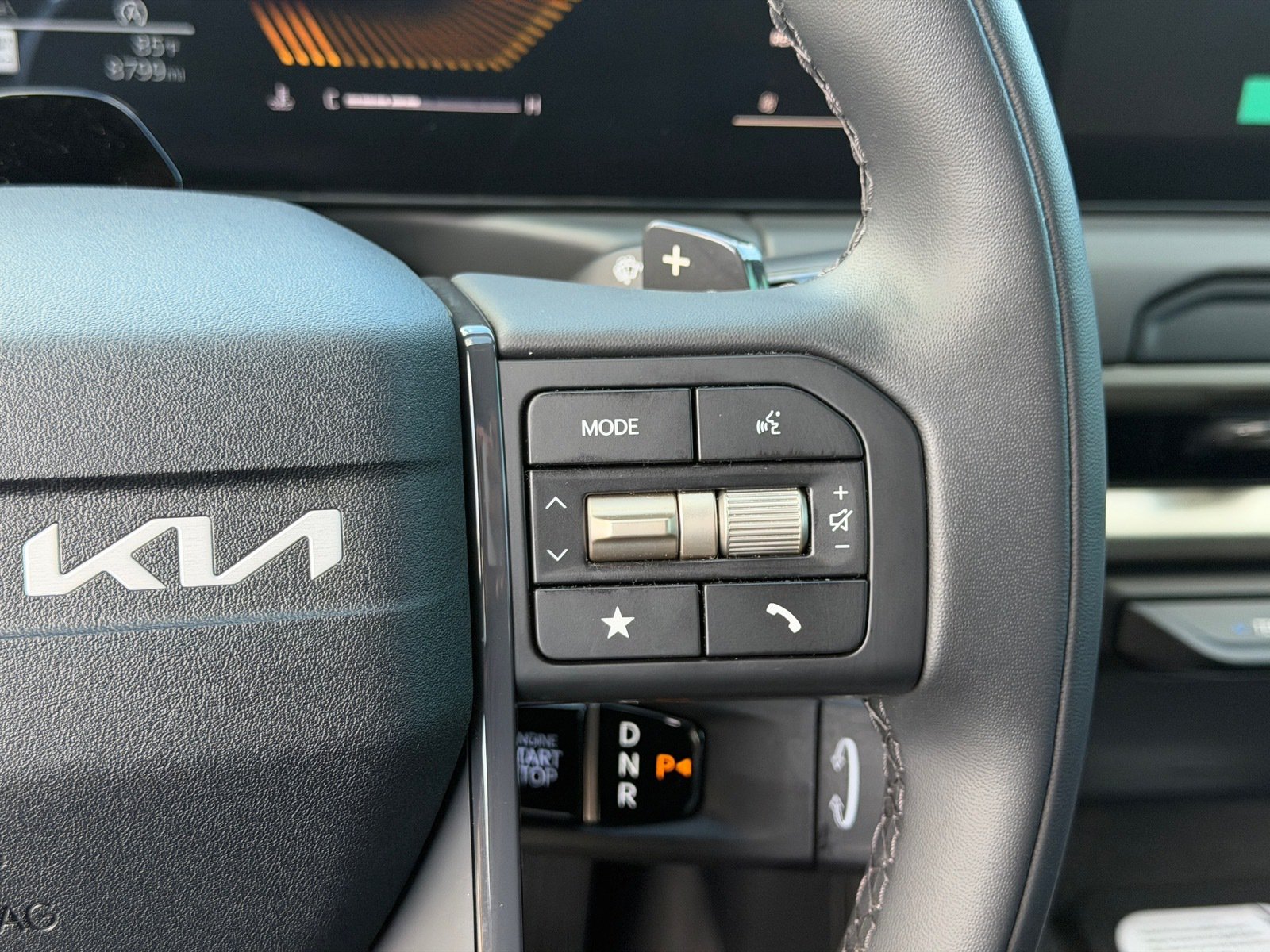 Certified 2027 Kia Telluride S w/ Towing Package FWD image 20
