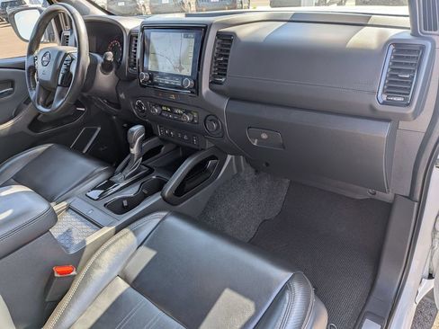 Used 2022 Nissan Frontier PRO-4X w/ Pro-4X Premium Package AWD/4WD image 24
