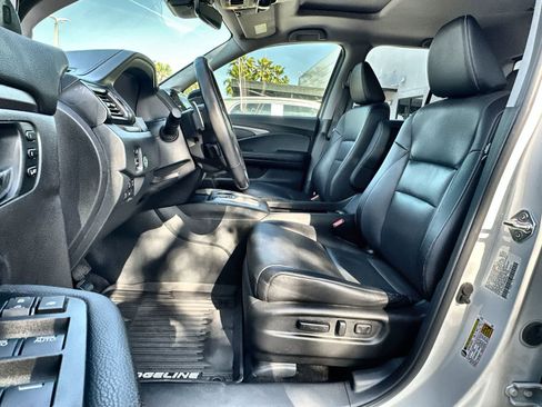 Used 2023 Honda Ridgeline RTL-E image 3