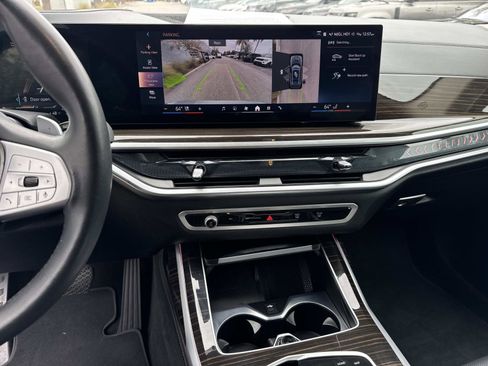 Used 2025 BMW X7 xDrive40i image 26