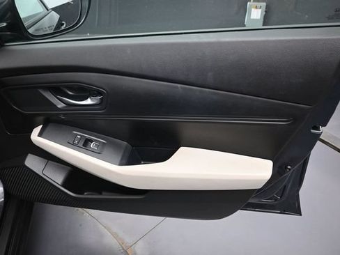 Certified 2024 Honda Accord EX image 31