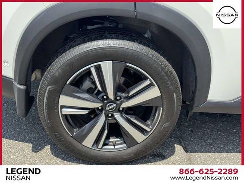 Certified 2023 Nissan Rogue SL w/ SL Premium Package AWD/4WD image 10