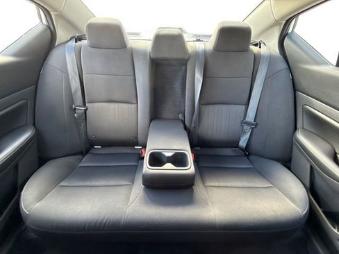Used 2024 Nissan Altima 2.5 SV FWD image 16