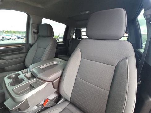 Used 2024 Chevrolet Silverado 3500 LT image 19