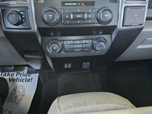 Used 2019 Ford F150 XLT AWD/4WD image 26