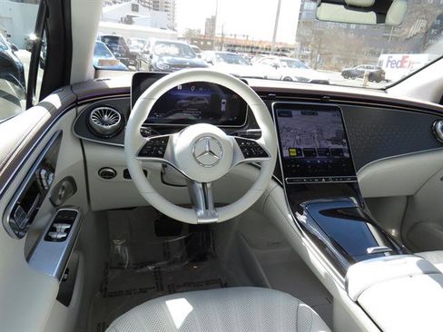 Used 2023 Mercedes-Benz EQE 350+ 4MATIC SUV image 9