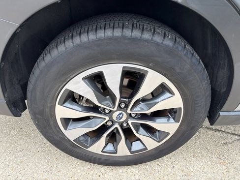 Used 2024 Subaru Outback Touring XT AWD/4WD image 26