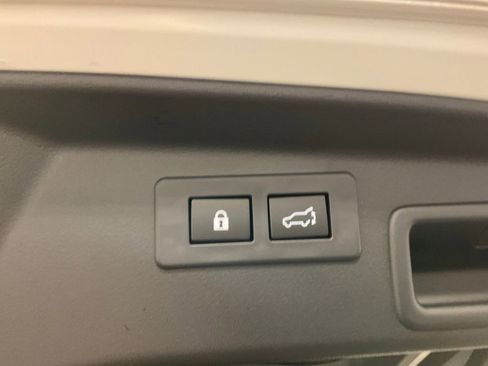New 2026 Subaru Outback Touring AWD/4WD image 34