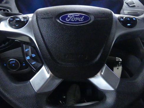 Used 2023 Ford Transit Connect XLT image 14