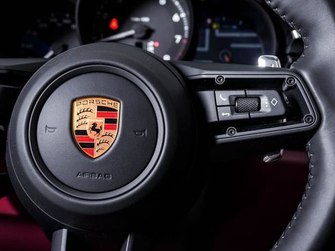 New 2026 Porsche Macan image 19