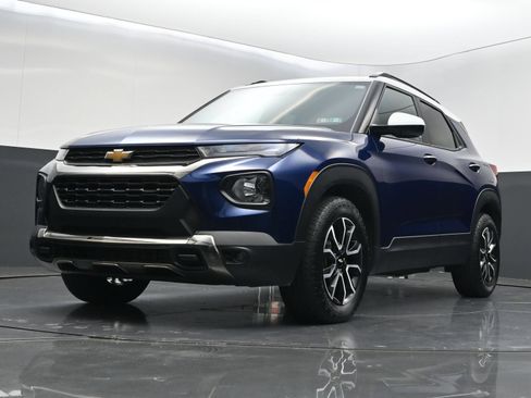 Certified 2023 Chevrolet TrailBlazer ACTIV w/ Sun and Liftgate Package FWD image 40