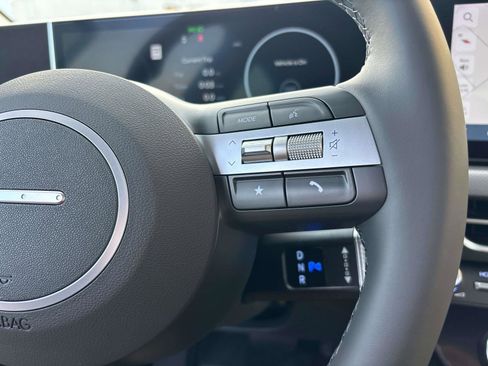 Certified 2024 Hyundai Sonata SEL w/ Convenience Package image 17