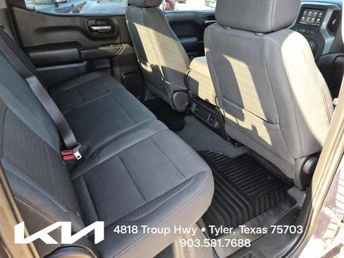 Used 2023 Chevrolet Silverado 1500 Custom AWD/4WD image 16