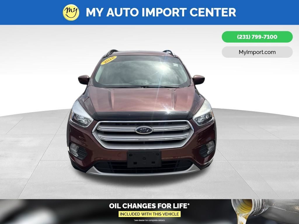 Used 2018 Ford Escape SE w/ SE Sync 3 Package AWD/4WD image 2