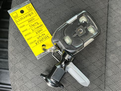 Used 2022 Chevrolet Silverado 2500 LT w/ Convenience Package image 29